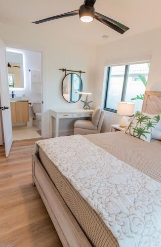 673 97 Ave, Naples FL 34108-2280 exterior