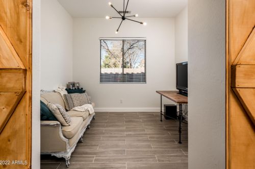 311 Flamingo Dr, Chandler AZ 85286-5123 exterior