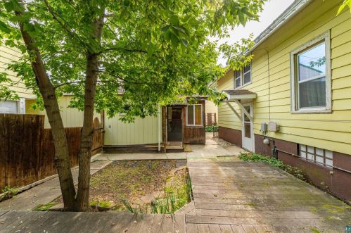 35 White St, Ely MN 55731-1248 exterior