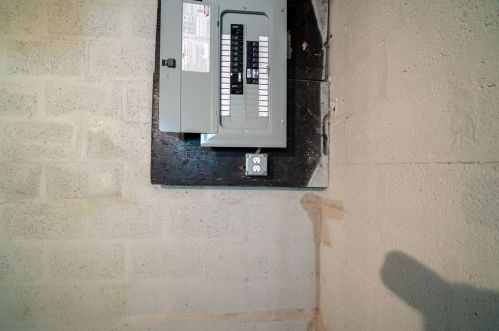 4 Mckinley Rd, Worcester MA  01605-2112 exterior