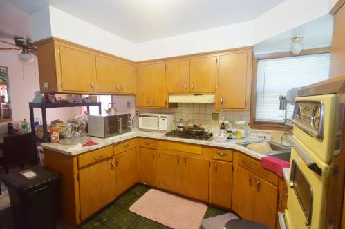 6001 62, Milwaukee WI 53218-1506 exterior