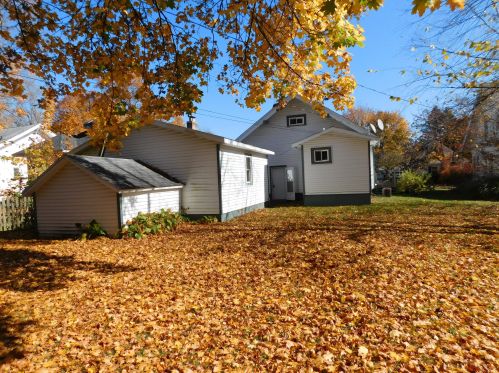 216 Cecil St, Glendora MI 49107-1705 exterior