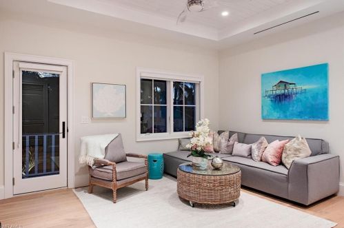 501 14 Ave, Naples FL 34117-9091 exterior