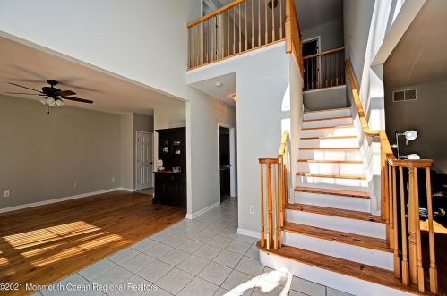 118 Ely Harmony Rd, East Freehold NJ 07728-8012 exterior