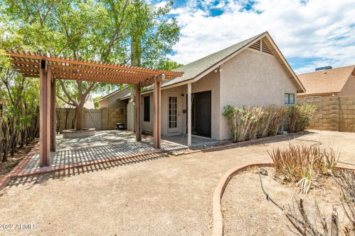 4042 Alta Mesa Ave, Phoenix AZ 85044-1734 exterior