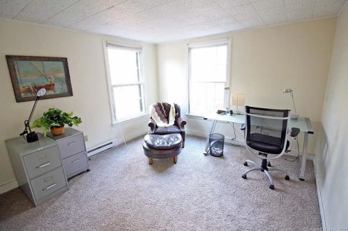 30 Hemlock Ter Ext, Deep River CT 06417-1606 exterior