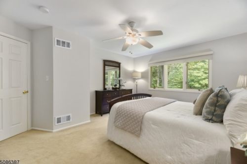 15 Lapis Cir, Town Center NJ 07052-2160 exterior