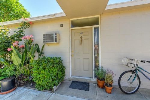 522 J St, Davis, CA 95616-3934