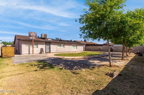 1808 50 Dr, Phoenix AZ 85031-1328 exterior