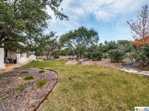 1306 Mystic Shr Blvd, Spring Branch TX 78070-5243 exterior