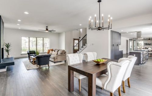 6818 Cliffbrook Dr, Dallas TX  75254-7906 exterior