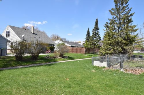 3777 69th St, Milwaukee WI  53220-1812 exterior