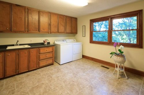 2636 Bridgewater Cir, Gainesville GA 30506-1856 exterior