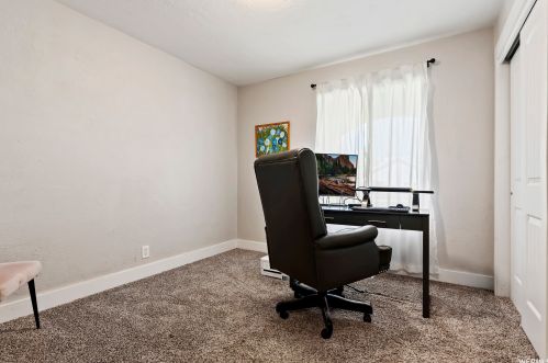 2474 Crk Rd, Sandy UT 84093-6442 exterior