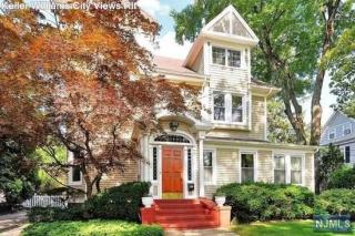 157 Prospect Ave, Westwood NJ  07675-2113 exterior