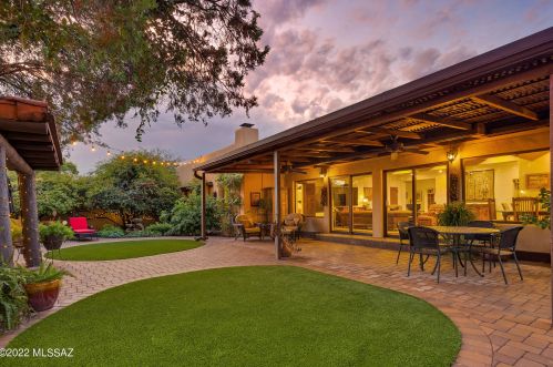 2100 4 St, Tucson AZ 85705-7806 exterior