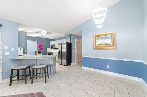 117 Sagamore Ter, Fort Pierce FL 34983-1262 exterior