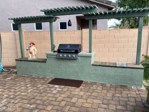 8229 4 Ave, Phoenix AZ 85041-5743 exterior