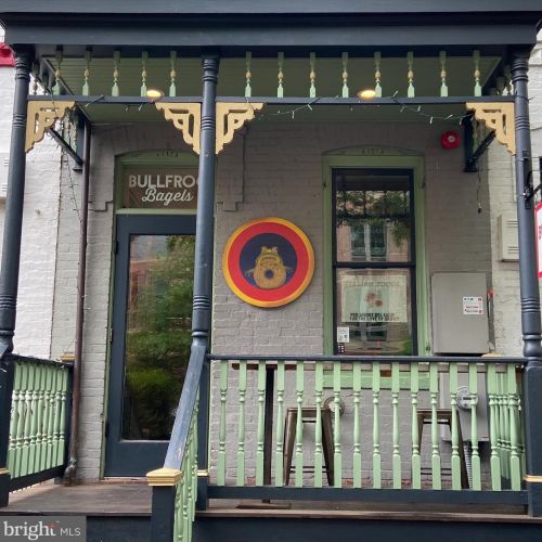 802 A St, Washington DC  20003-1340 exterior