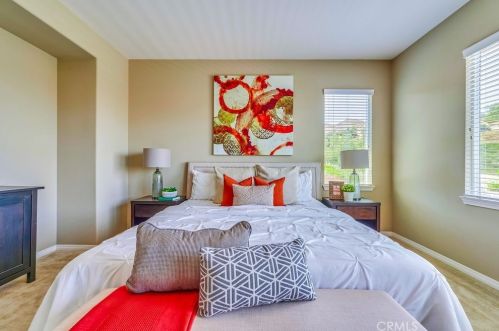 44329 Marcelina Ct, Temecula CA 92592-1391 exterior