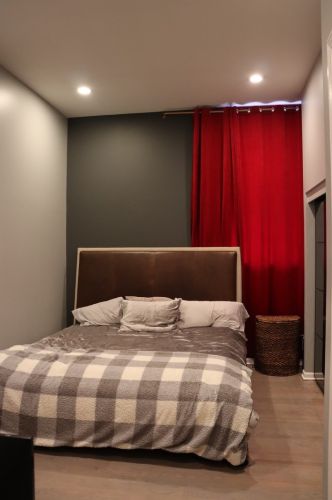 559 37th St, Chicago IL 60609-1063 exterior