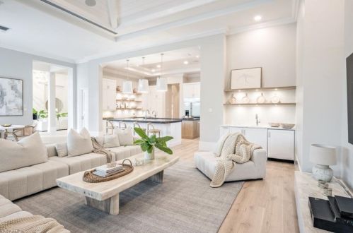 1429 Nighthawk Pt, Naples FL 34105-2789 exterior