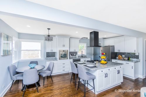 8523 Damen Ave, Chicago IL 60612-3728 exterior