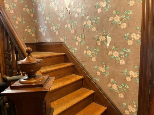 18 Ames St, Worcester MA 01610-2001 exterior