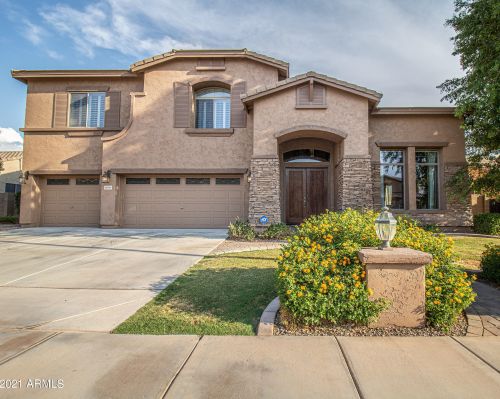 1899 Kaibab Dr, Chandler AZ  85249-3366 exterior