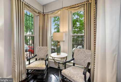 1406 Swann St, Washington DC  20009-3904 exterior