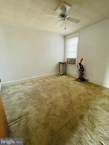 3439 Friendship St, Philadelphia PA 19149-1620 exterior