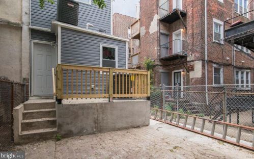 207 49 St, Philadelphia PA 19143-4444 exterior