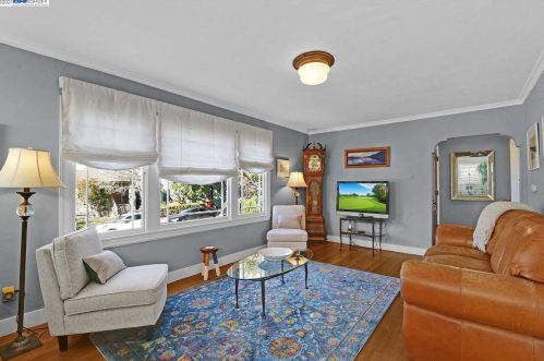 1460 Bancroft Way, Berkeley CA 94703-1759 exterior