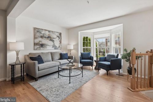 10417 Heathside Way, Rockville MD 20854-6344 exterior