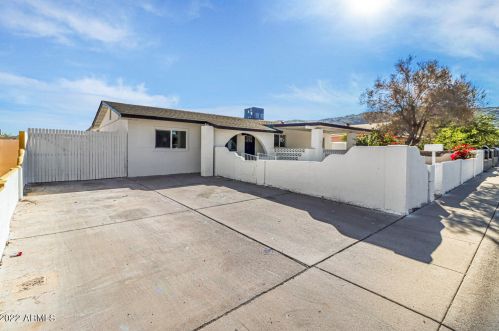 8219 25th St, Phoenix, AZ 85042-7019