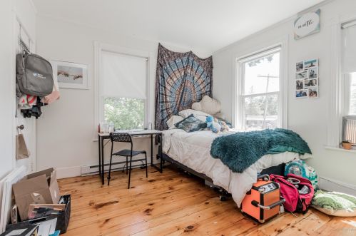 1179 Washington Ave, Portland ME 04103-2042 exterior