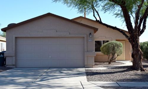 9462 Burnett St, Tucson, AZ 85730-2963