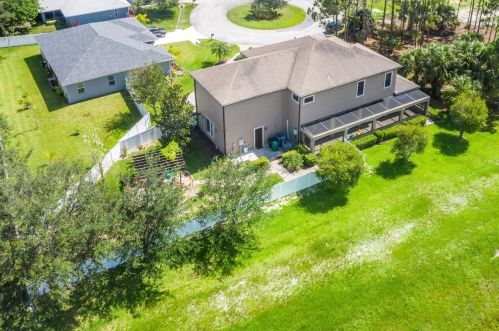 5811 Blue Bonnet Ct, Fort Pierce FL  34986-4186 exterior