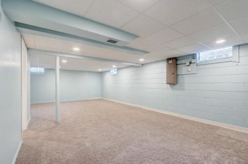 9332 Burleigh St, Milwaukee WI  53222-3550 exterior