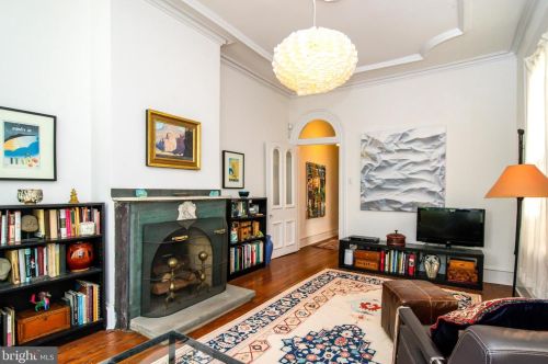 903 29 St, Philadelphia PA 19145-2402 exterior