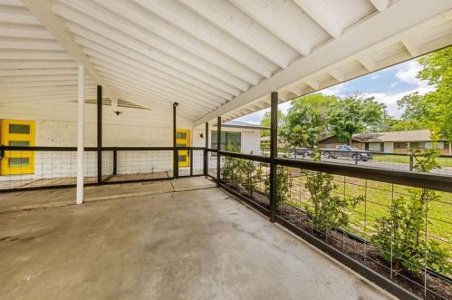 1423 Braes Ridge Dr, Austin, TX 78723-1803