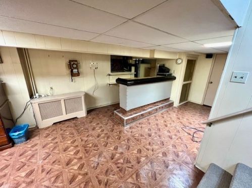 515 Aspen St, Pittsburgh PA 15122-1234 exterior