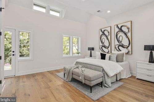 407 Decatur St, Washington DC  20011-4744 exterior