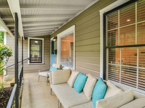 1803 39th St, Austin TX  78722-1319 exterior