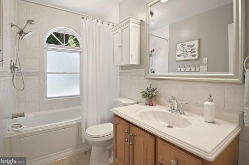 12719 Bushey Dr, Silver Spring MD 20906-4205 exterior