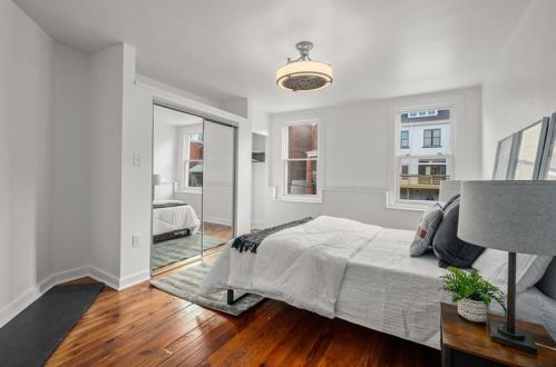 4217 Dunkeld Way, Pittsburgh PA 15201-1727 exterior