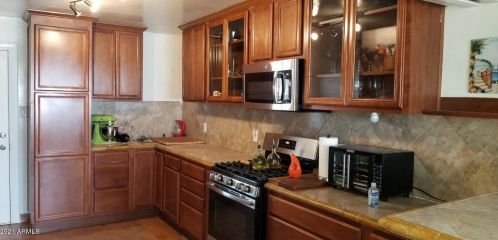 3202 53rd Pkwy, Phoenix, AZ 85031-3405