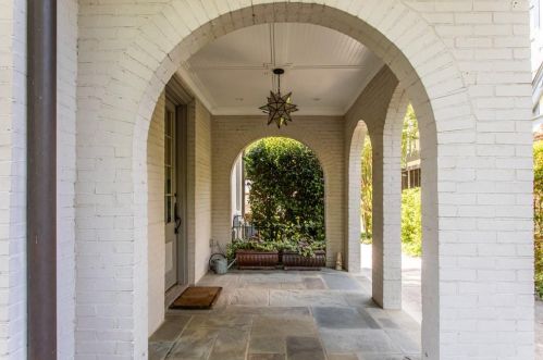 652 Cumberland Cir, Atlanta GA 30306-3203 exterior