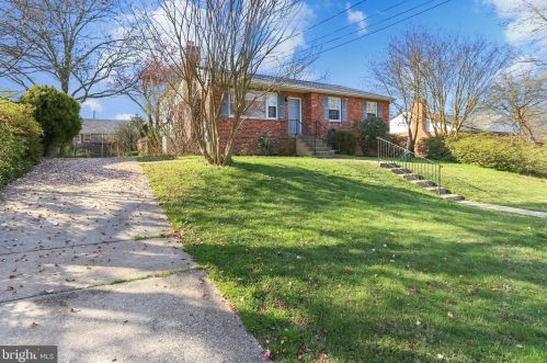 1706 Glenkarney Pl, Silver Spring, MD 20902-3808