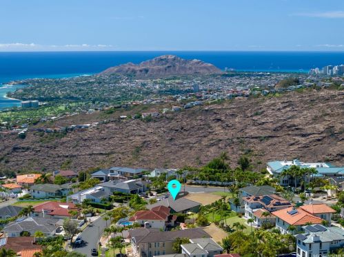 114 Kokololio Pl, Honolulu HI 96821-2562 exterior